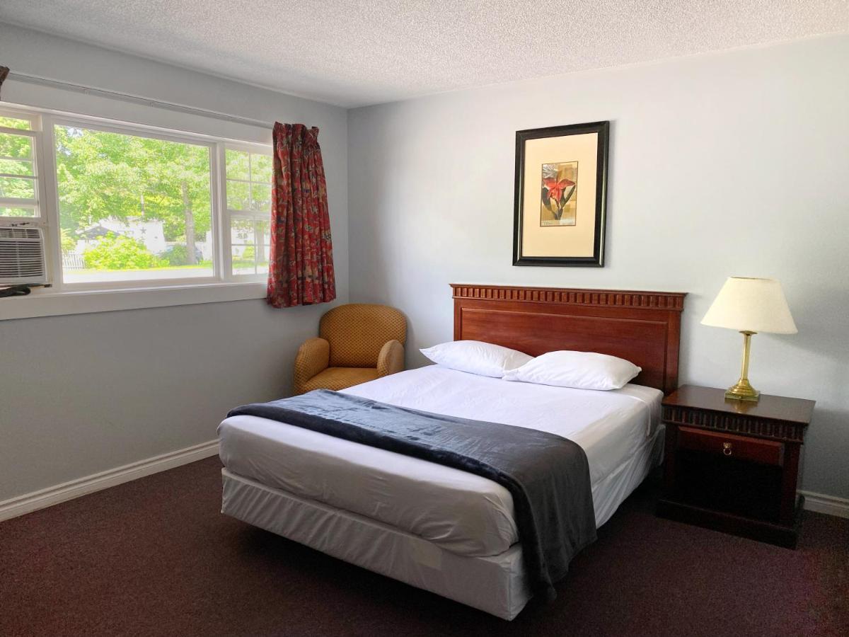 The Fort Nashwaak Motel Fredericton Esterno foto