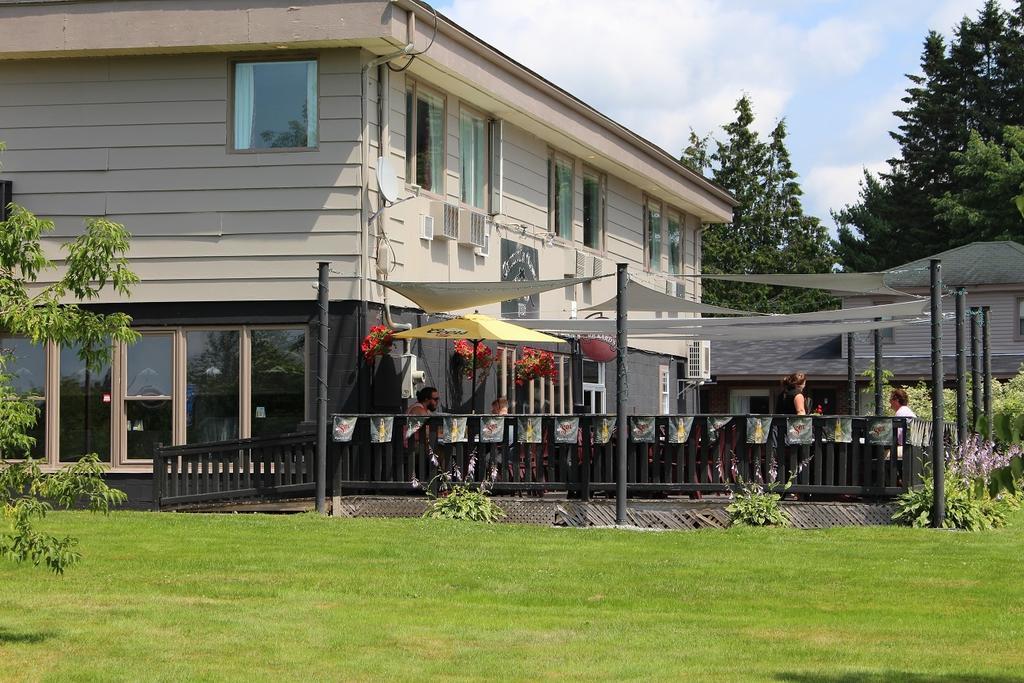 The Fort Nashwaak Motel Fredericton Esterno foto